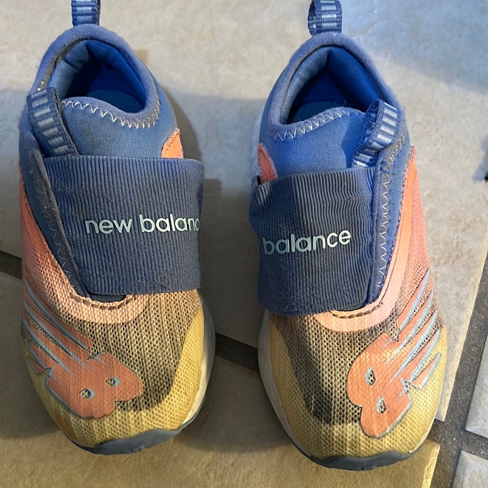 New balance toddler girl 8.5 gym shoes